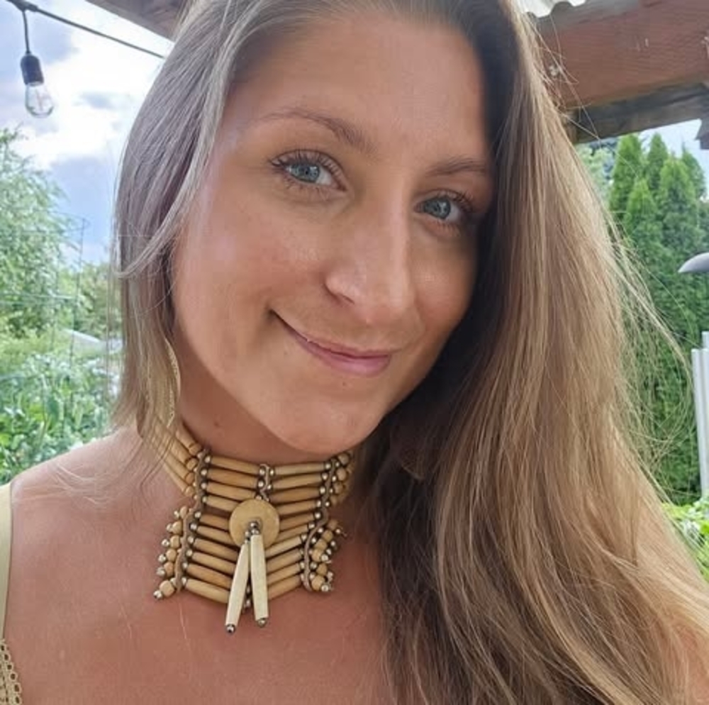 Meet your Posher, Ashley